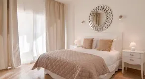 TORREMOLINOS Deluxe Apartment - Image 3