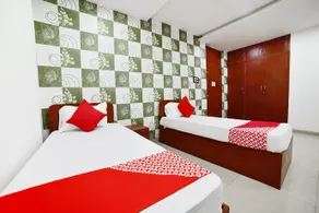 Hotel Trisha by OYO Rooms - Image 4