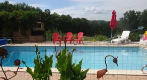 PERIGOURDINE TYPIQUE AVEC PISCINE ET JARDIN CLOS - Image 5