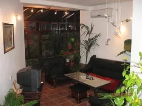 Guest House Delphini - Image 2