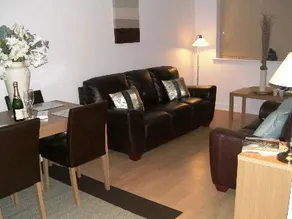 Executivestay Serviced Apartments - Image 2