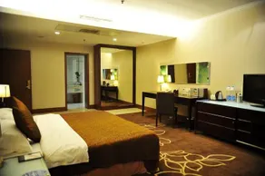 Yuanchenxin International Hotel - Image 2