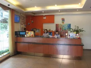 7Days Inn Shunde Da Liang Pedestrian Street - Image 2