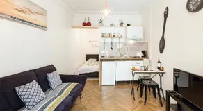 AMAZING 1 bedroom LOFT in NICE city centre seafront - Image 4
