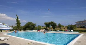 Evita Beach Hotel - Image 5