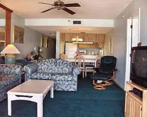 Hotel Camaron Cove - Image 1