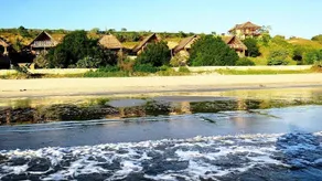 Family Cottage Hotel - Image 1