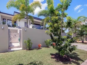 Noosa Apartments - Villa 2 -129 Noosa Parade - Image 5