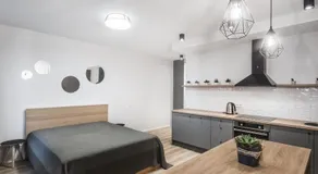 Uptown studio apartment - Image 5