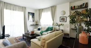 ALTIDO Victorian Apt for 4 with Balcony and free parking - Image 1