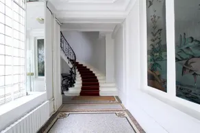 Furnished Suites Near Arc De Triomphe - Image 4