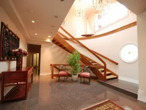 Sea View Garden Luxury Guest House - Image 3