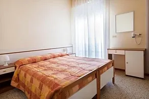 Hotel Continental - Image 5