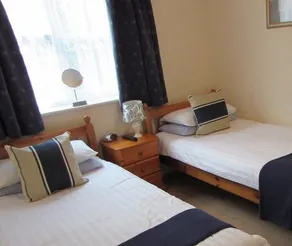 Old Coach House Motel - Image 3