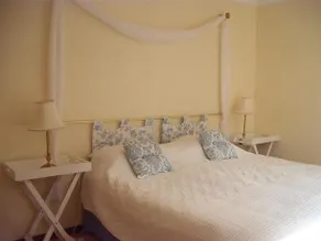 At Sunbird Place - Image 2