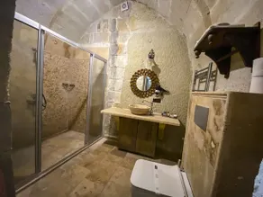 Miracle Cave Hotel - Image 4