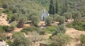 Traditional Old Farm - Image 4