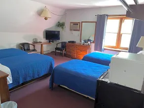 Lake Ontario Motel - Image 3