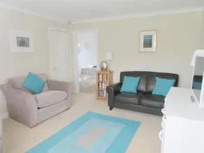 Henshaw House - Image 2
