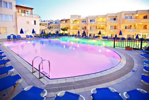 Menia Beach Hotel - Image 4