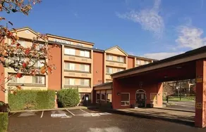 Eod Summer 2022 Lake Oswego Hotel - Image 5