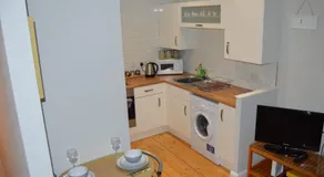 The Wee Upside Down House - Image 4
