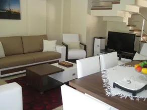 Crescent Villa - Image 3