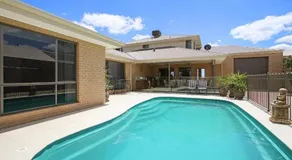The Grand Holiday House - Image 4