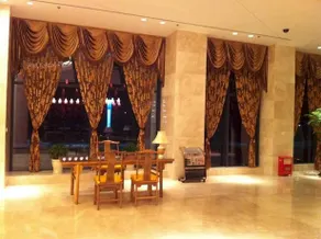 Canal Spring Hotel - Image 2