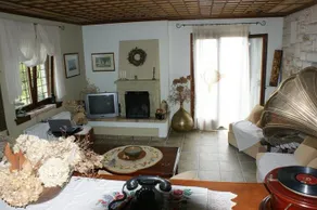 Kalosorisma Guesthouse - Image 4