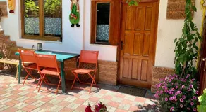 Grinda House - Image 2