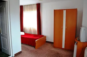 Hotel Darina - Image 5