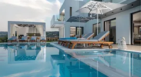 Luxury Villa Orizontes with Private Outdoor & Heated Indoor Pool, Hot Tub & Gym - Image 5