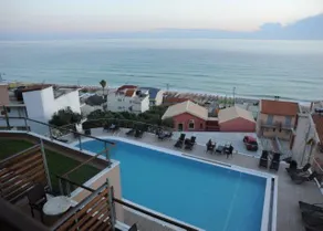 Azalena Hotel - Image 5