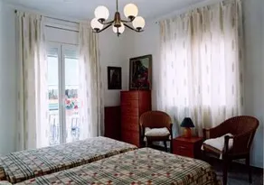 Apartamentos Montserrat Sitges - Image 3