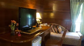 Naithon Beach Resort - Image 4