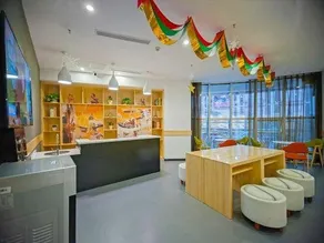 GreenTree Alliance Hotel Chongqing Jiefangbei Walking Street - Image 3