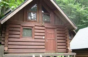 Log Cottage Sakura - Image 1