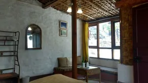 Chestnut Grove Himalayan Lodge - Image 5