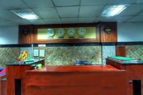 OYO 712 Defence Colony - Image 2