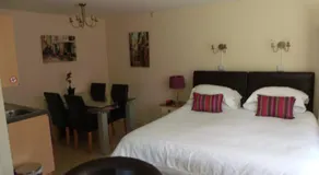 Acers Serviced Accommodation - Image 3