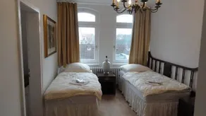 English Romance Apartments - Image 2