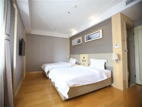 Starway Hotel Dalian Jinshi Beach - Image 4