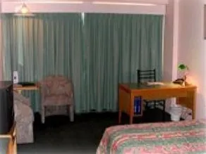 Sovereign Inn - Image 4