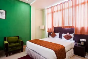 Tulip Inn - Image 4