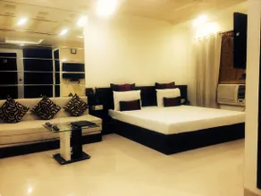 Morya Regency Hamidia Road - Image 2