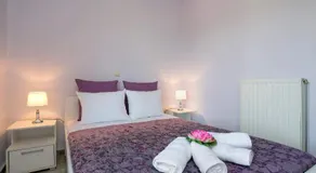 Elena Hara - Image 3