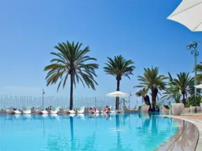 Sol Wave House Magaluf - Image 2