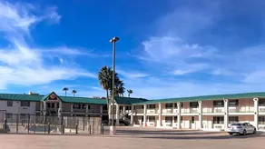 Safford Inn & Suites - Image 4