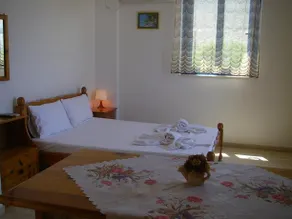 Kythira Beach - Image 5